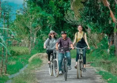 Ubud full day tour at Monkey Forest